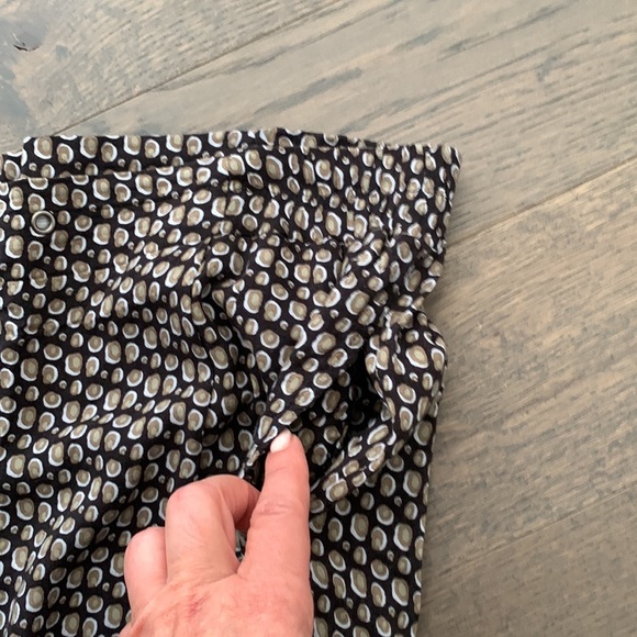 Lightweight casual pants. Size large 🟢 - Picture 4 of 5